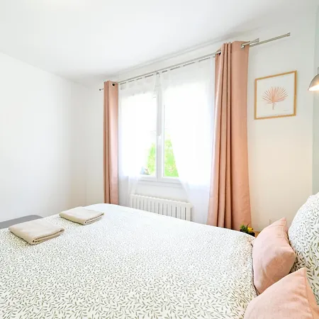 Nyaraló Le Cocon Perche - Ambiance Pastel Et Jardin Arbore Cholet