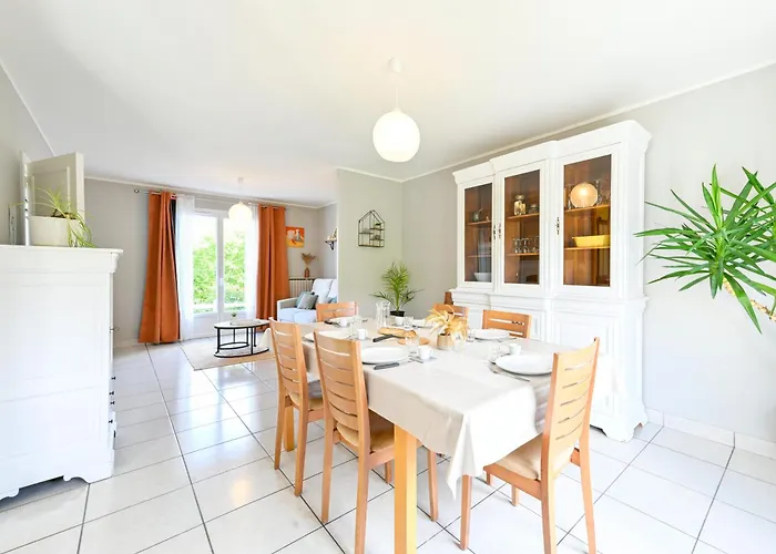 Casa vacanze Le Cocon Perché - Ambiance Pastel Et Jardin Arboré