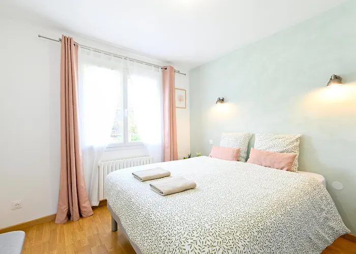 Casa vacanze Le Cocon Perché - Ambiance Pastel Et Jardin Arboré