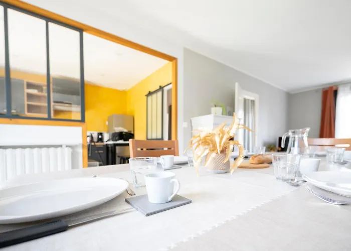 Nyaraló Le Cocon Perche - Ambiance Pastel Et Jardin Arbore