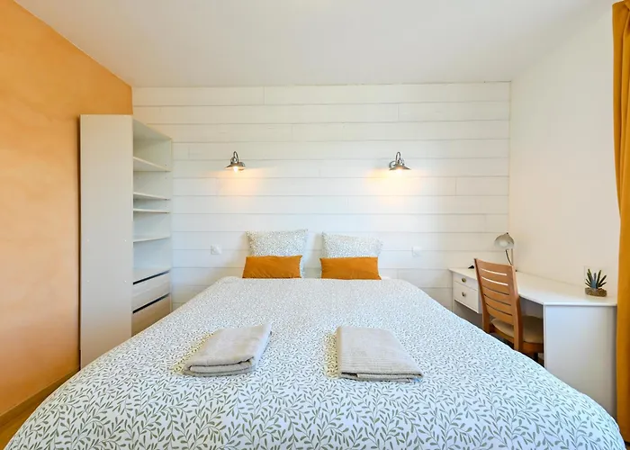 Le Cocon Perche - Ambiance Pastel Et Jardin Arbore * Cholet